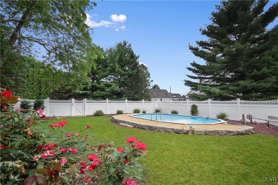4544 Greenfield Road Bethlehem, PA 18017 - Photo 30 of 35 Gallery Image 30