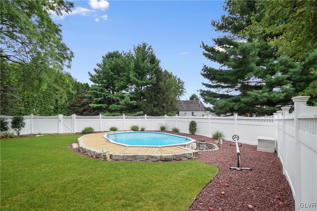 4544 Greenfield Road Bethlehem, PA 18017 - Photo 31 of 35 Gallery Image 31