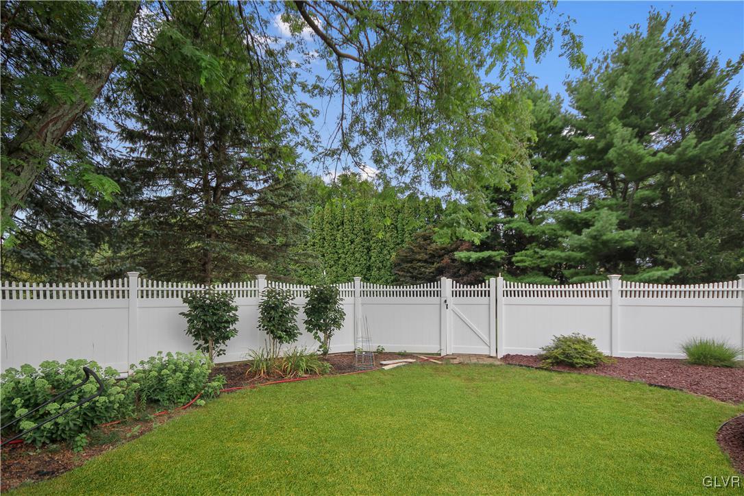4544 Greenfield Road Bethlehem, PA 18017 - Photo 33 of 35 Gallery Image 33