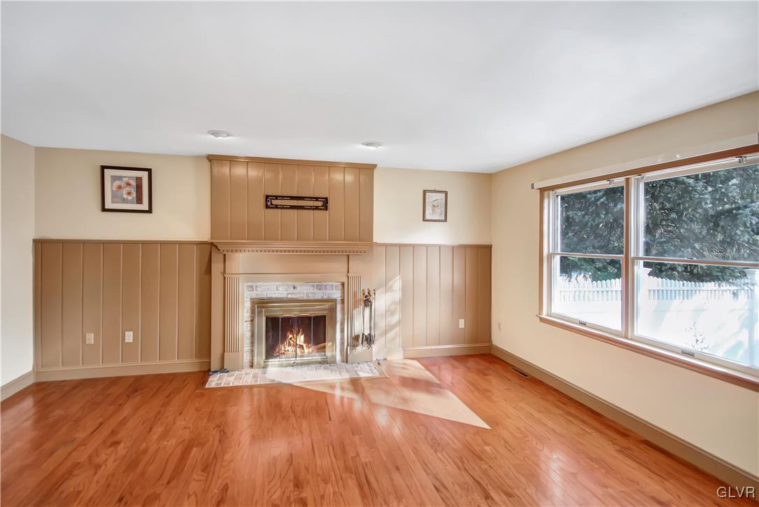 4544 Greenfield Road Bethlehem, PA 18017 - Photo 6 of 35 Gallery Image 6