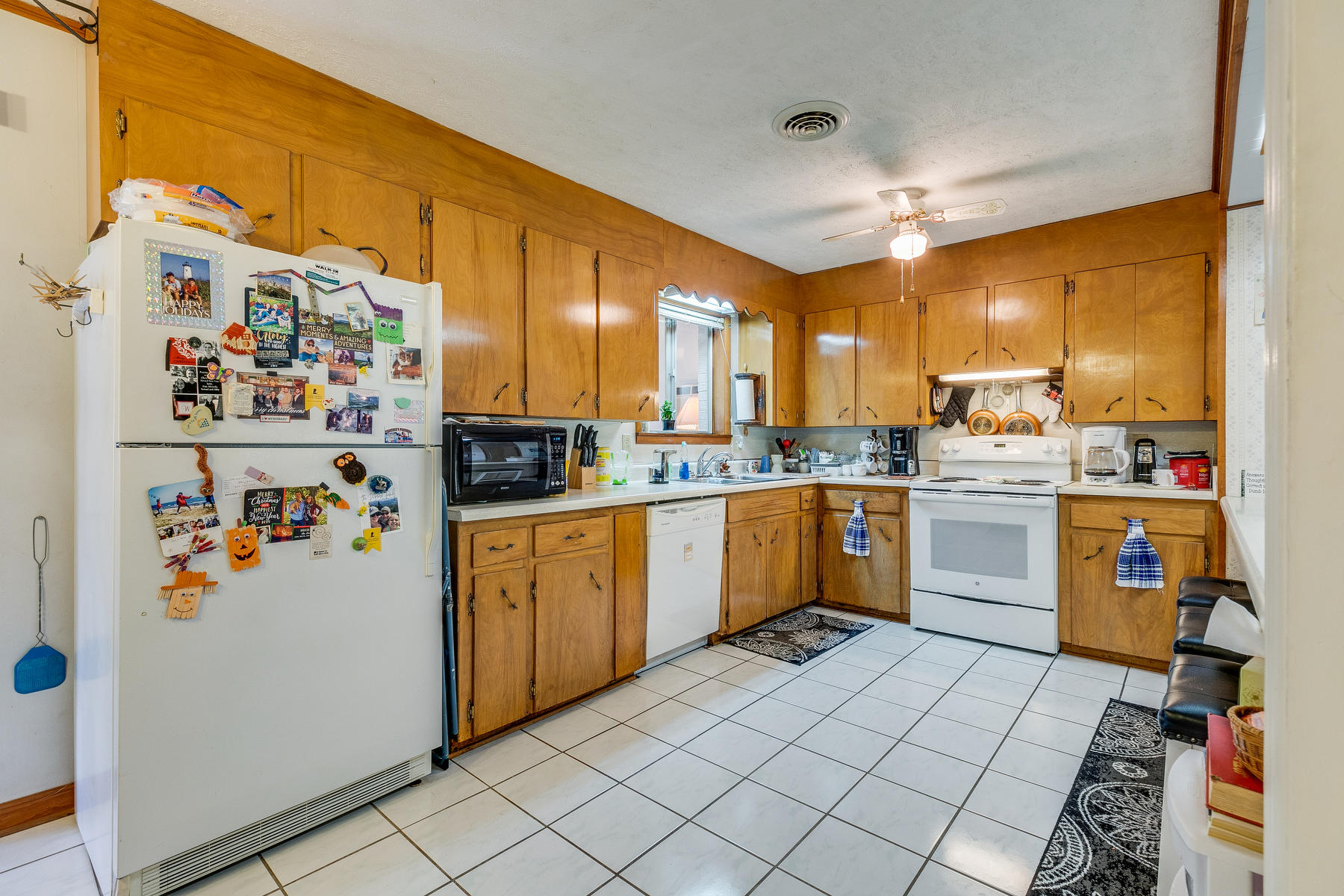 102 Fairhaven Road Johnson City, TN 37601 - Photo 11 of 66 011