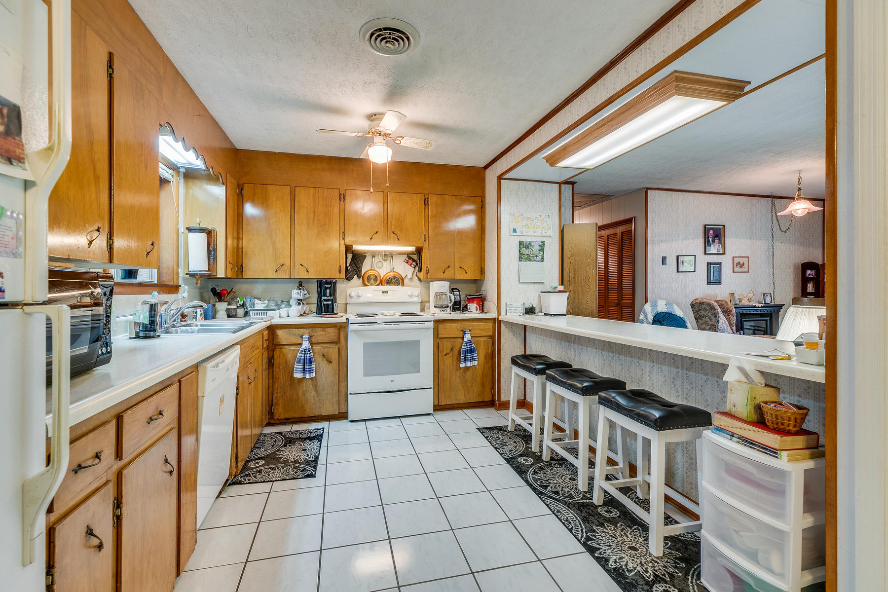 102 Fairhaven Road Johnson City, TN 37601 - Photo 12 of 66 012