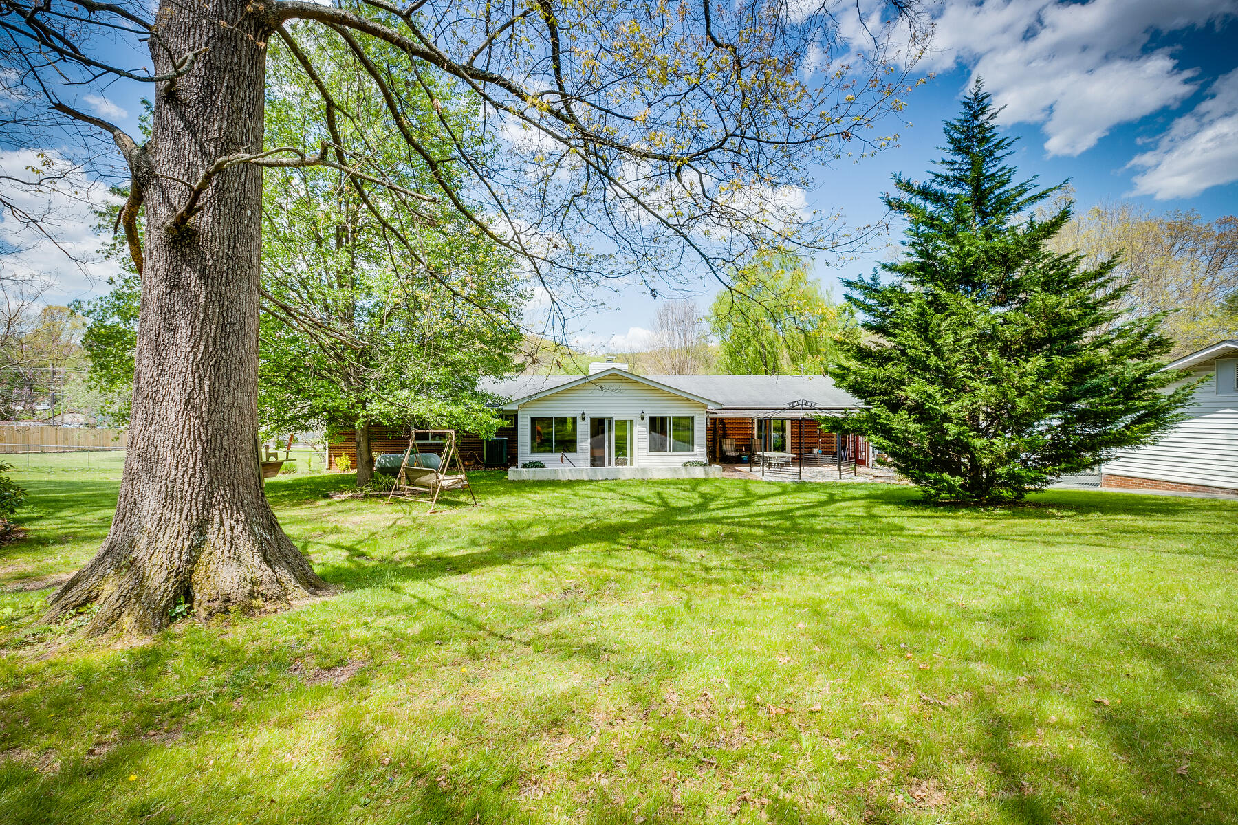 102 Fairhaven Road Johnson City, TN 37601 - Photo 48 of 66 048