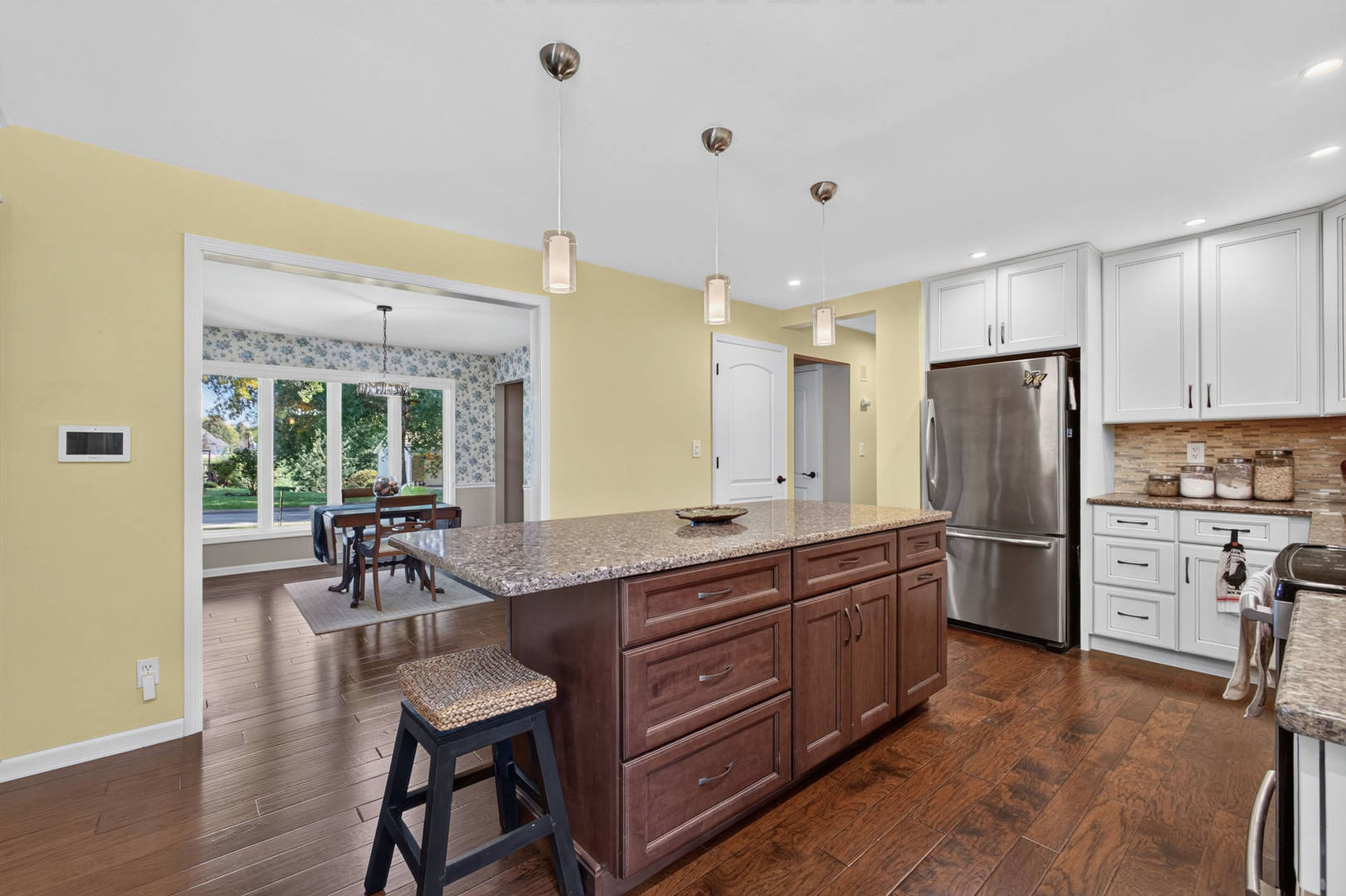 5079 Coachman Road Bettendorf, IA 52722 - Photo 8 of 41 Gallery Image 8