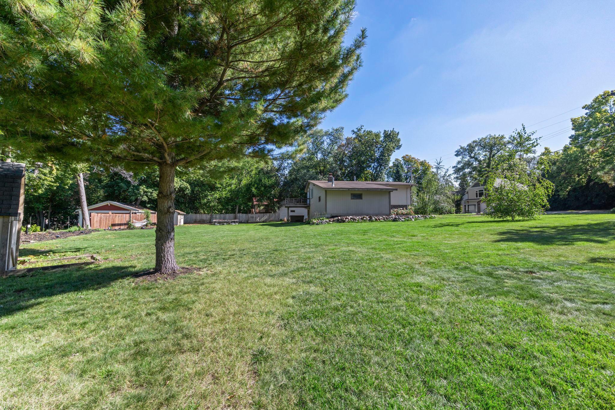 2800-xx Casco Point Road Wayzata, MN 55391 - Photo 21 of 25