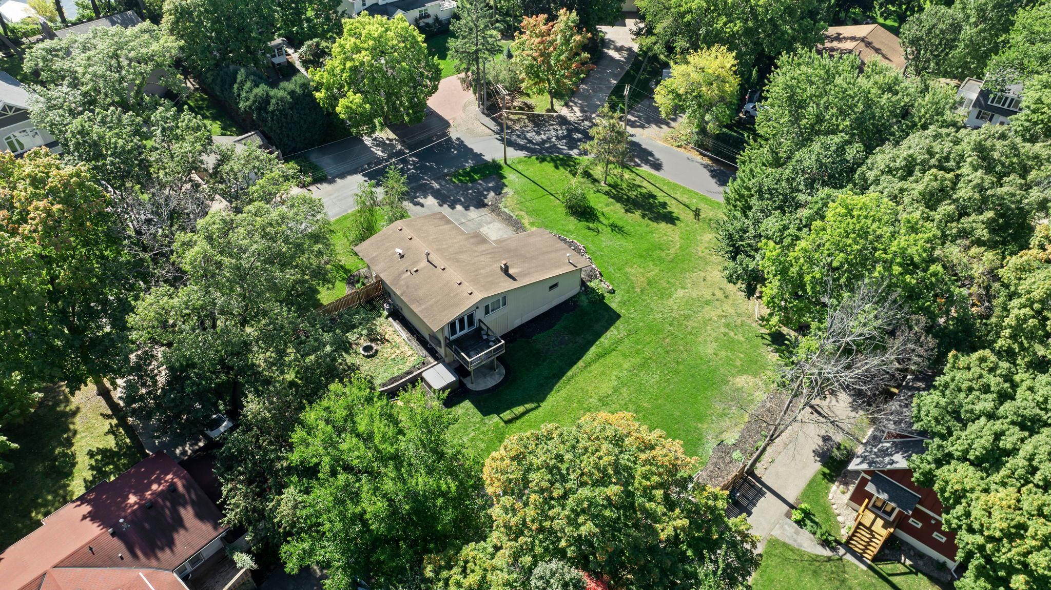 2800-xx Casco Point Road Wayzata, MN 55391 - Photo 4 of 25