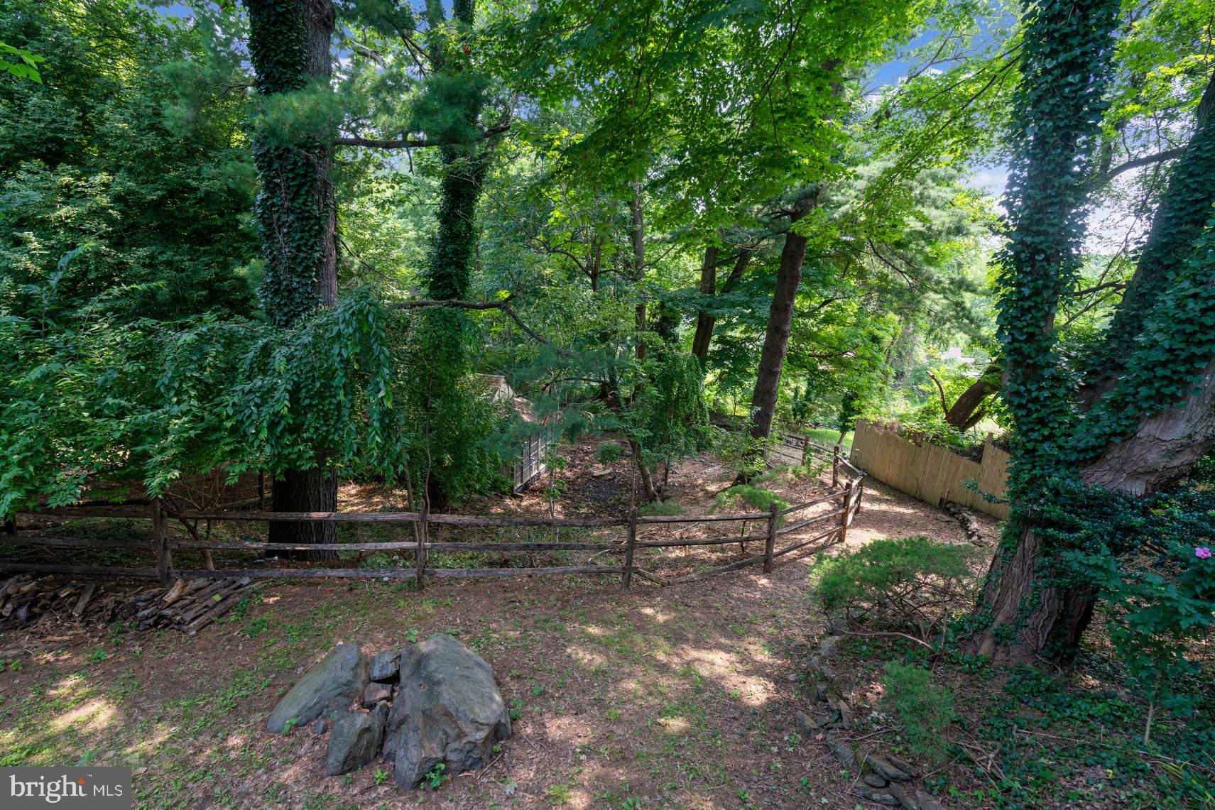 8013 Jenkintown Road Cheltenham, PA 19012 - Photo 28 of 32