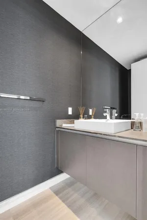 $19,000 | Brickell, Miami, FL 33131