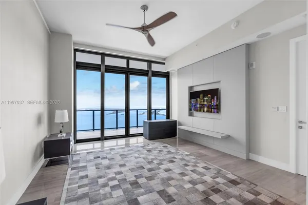 $19,000 | Brickell, Miami, FL 33131