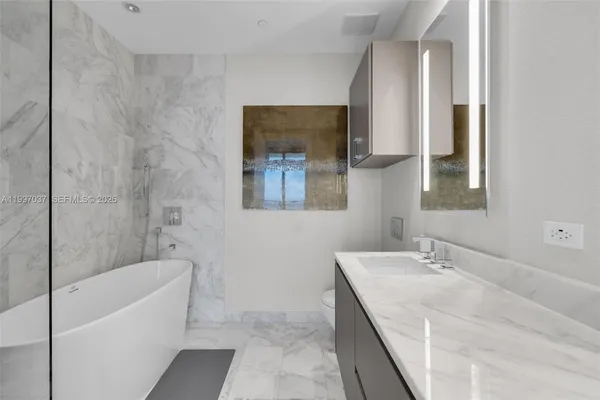$19,000 | Brickell, Miami, FL 33131