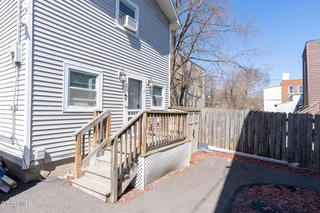 $1,350 | 67 Columbia Street, Cohoes, NY 12047