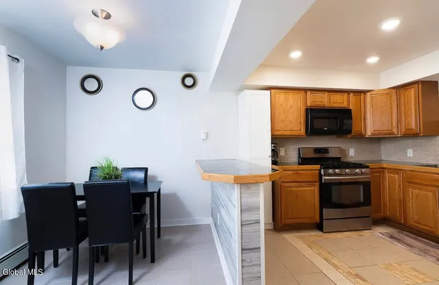 $1,350 | 67 Columbia Street, Cohoes, NY 12047