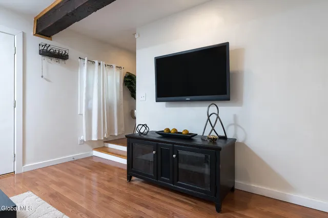 $1,350 | 67 Columbia Street, Cohoes, NY 12047