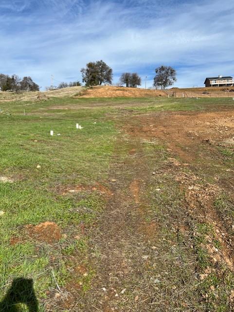 2841 Quail Hill Road Copperopolis, CA 95228 - Photo 2 of 6 a view of an ocean