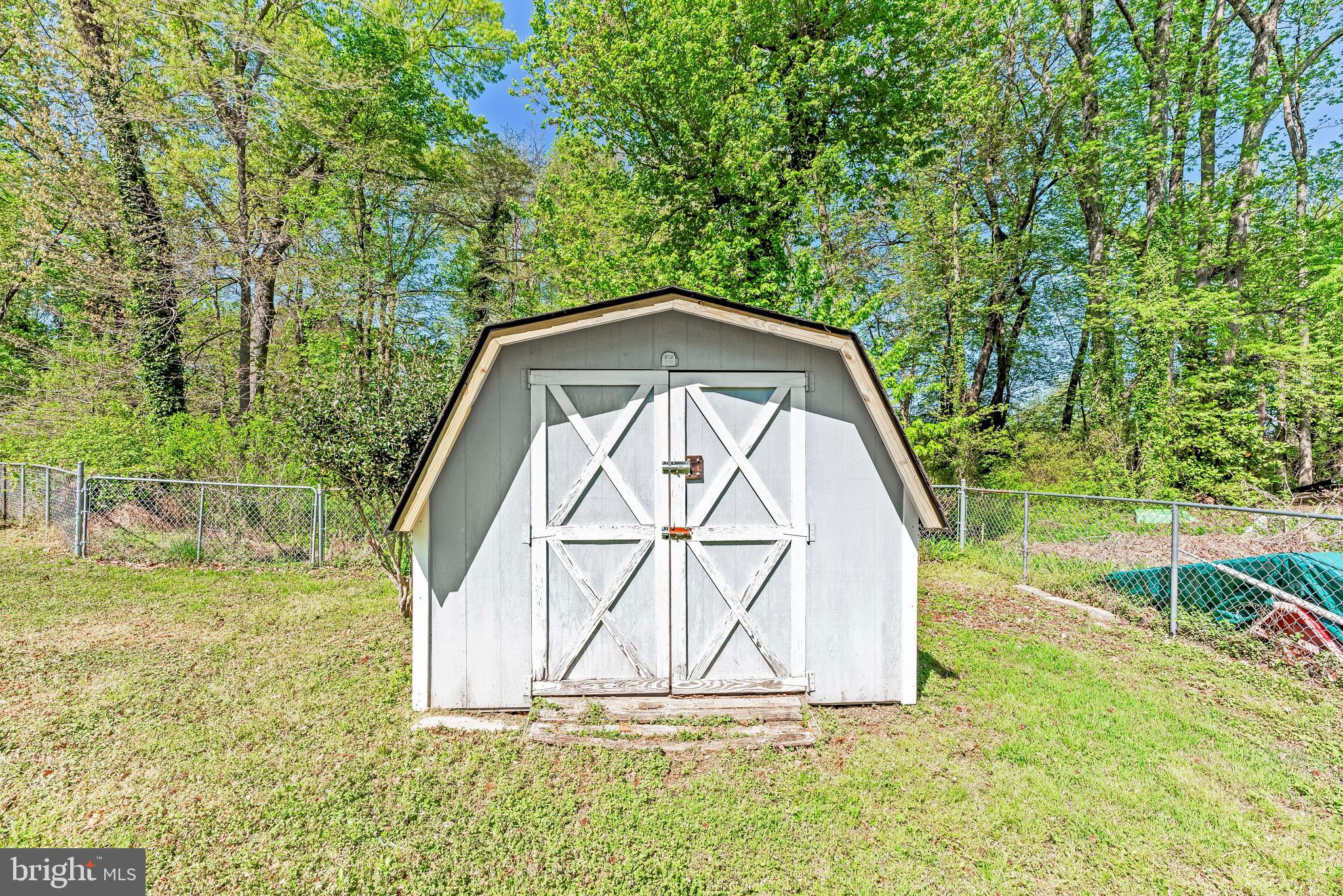 11220 Country Road Dunkirk, MD 20754 - Photo 4 of 28