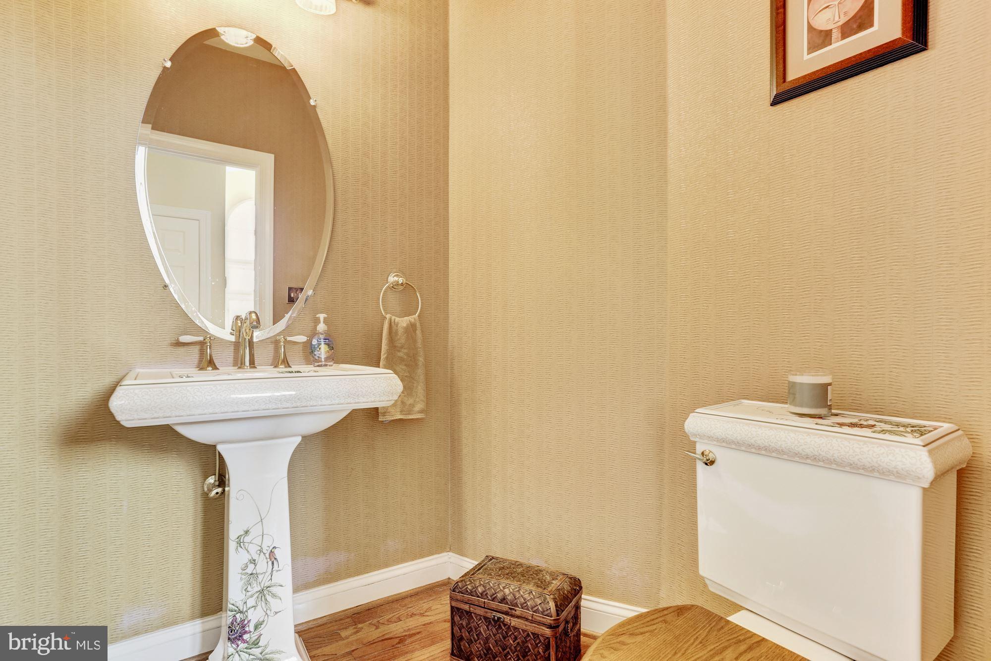9466 Lovat Road Fulton, MD 20759 - Photo 18 of 78 Powder Room & Decorative Porcelain Fixtures