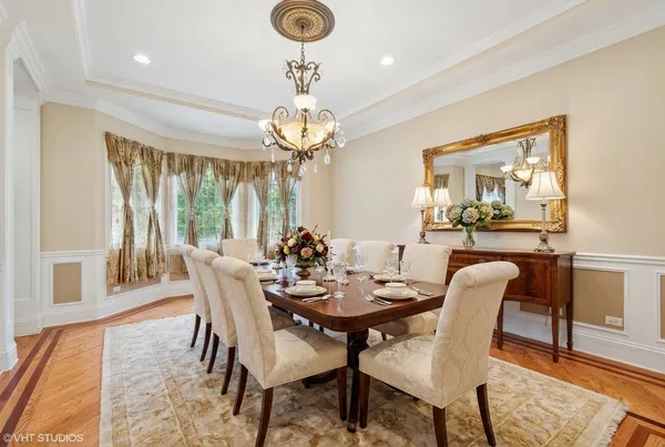 $1,399,000 | 4858 West Chase Avenue, Lincolnwood, IL 60712