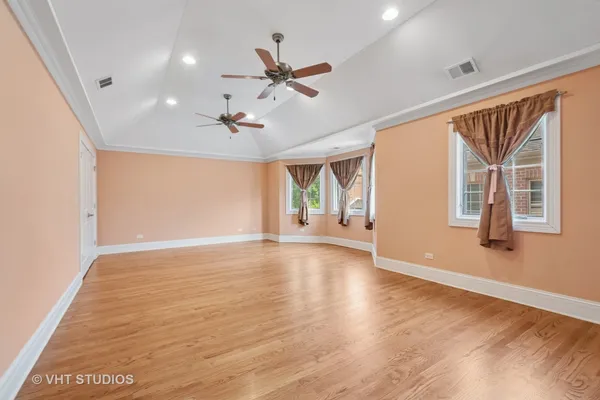 $1,399,000 | 4858 West Chase Avenue, Lincolnwood, IL 60712