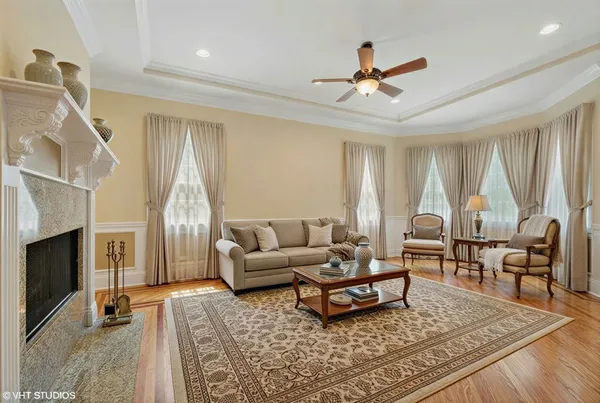 $1,399,000 | 4858 West Chase Avenue, Lincolnwood, IL 60712