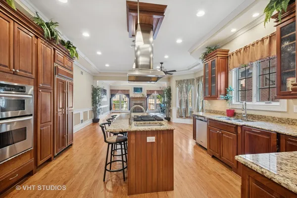 $1,399,000 | 4858 West Chase Avenue, Lincolnwood, IL 60712