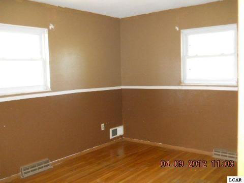 4865 Holloway Road Adrian, MI 49221 - Photo 12 of 12 20089817-11.JPG
