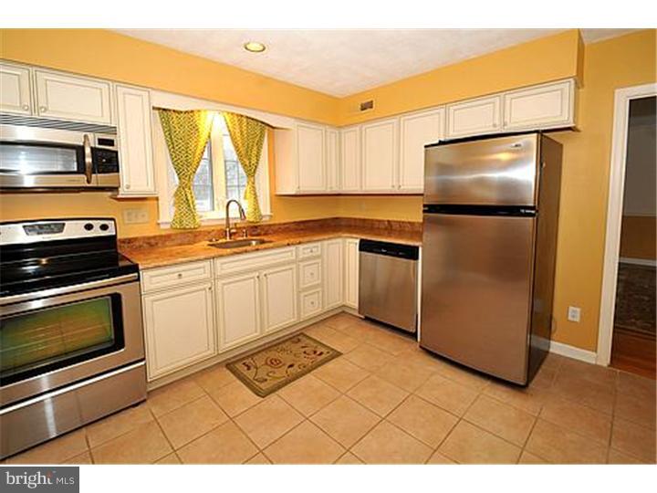 901 Davis Road Ambler, PA 19002 - Photo 8 of 22 Kitchen