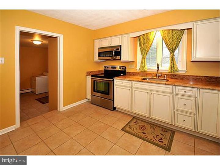 901 Davis Road Ambler, PA 19002 - Photo 9 of 22 Kitchen