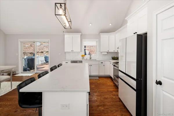 $775,000 | 10 Eagle Hill Road, Mahopac, NY 10541