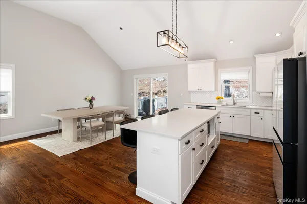 $775,000 | 10 Eagle Hill Road, Mahopac, NY 10541