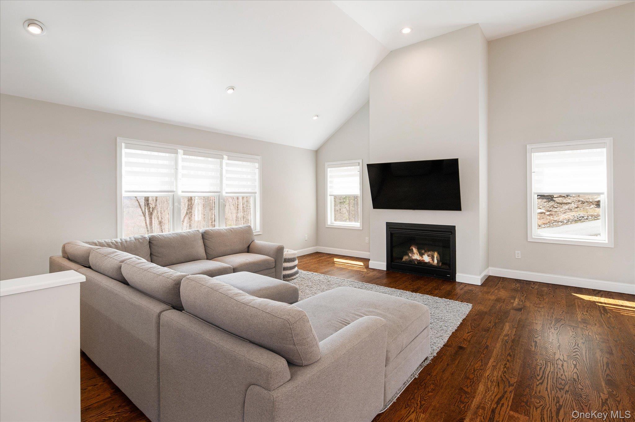 10 Eagle Hill Road Mahopac, NY 10541 - Photo 6 of 44