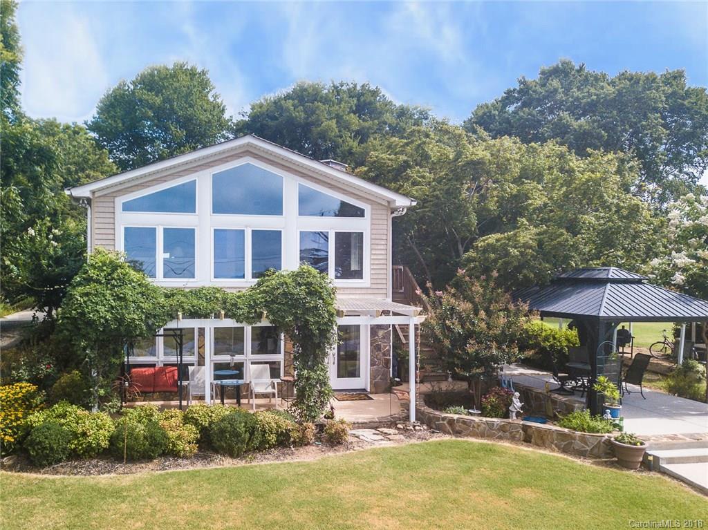 127 Surfside Road Mooresville, NC 28117 - Photo 1 of 27 Gallery Image 1