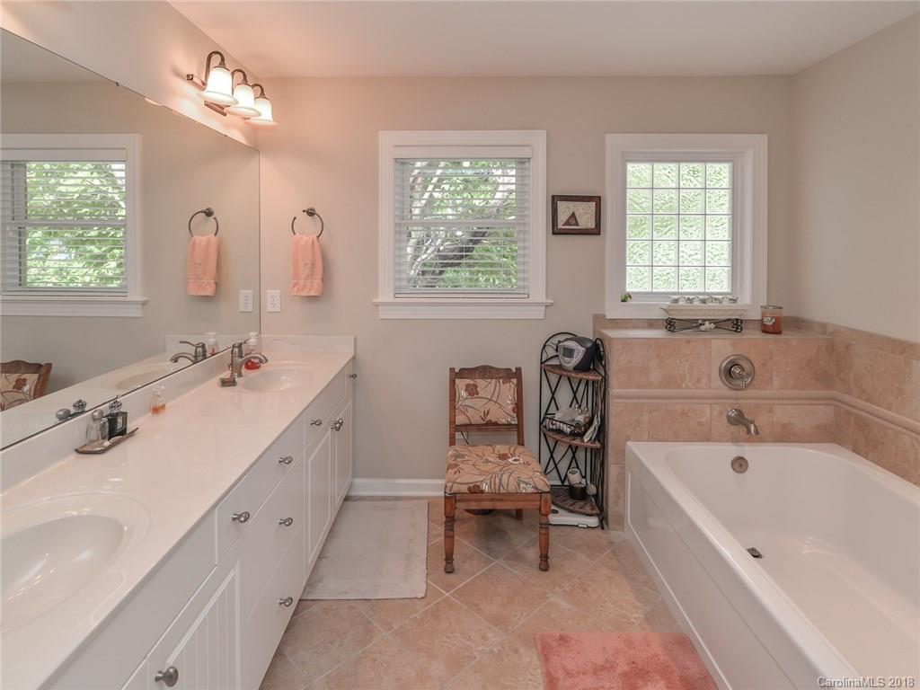 127 Surfside Road Mooresville, NC 28117 - Photo 21 of 27 Gallery Image 21