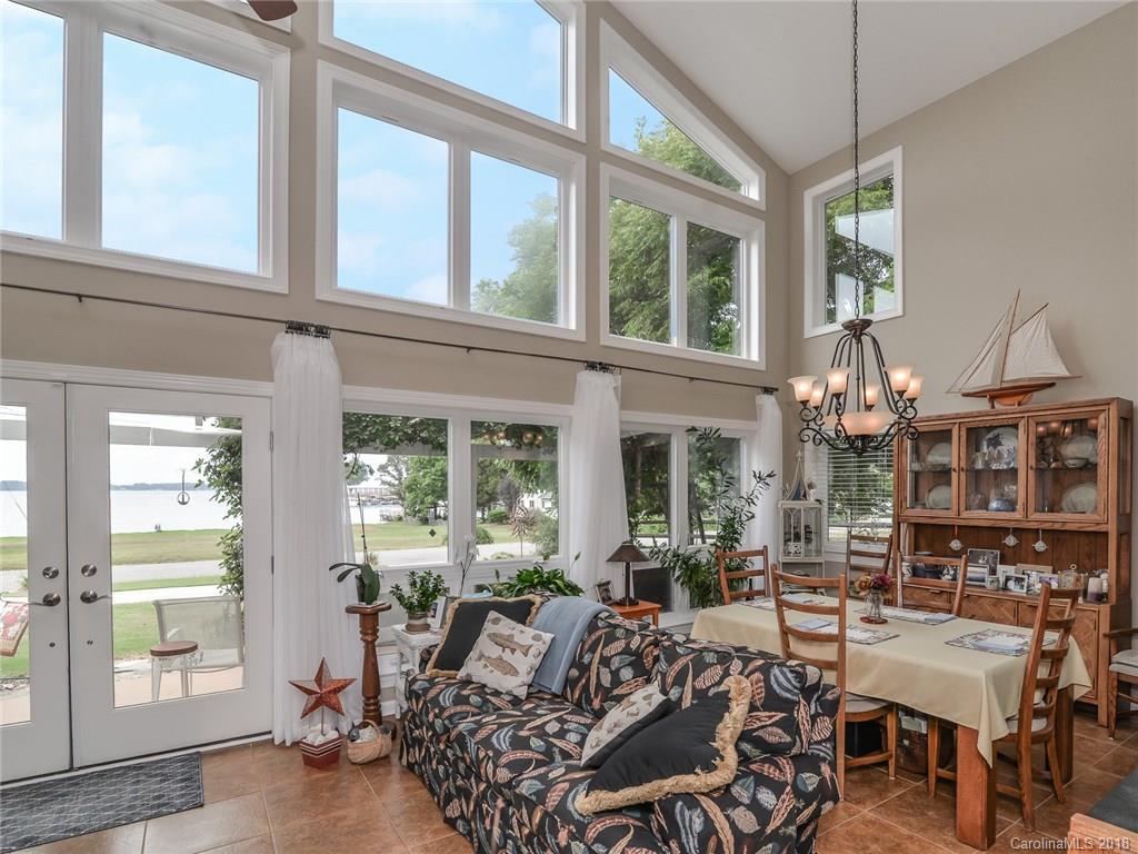127 Surfside Road Mooresville, NC 28117 - Photo 5 of 27 Gallery Image 5