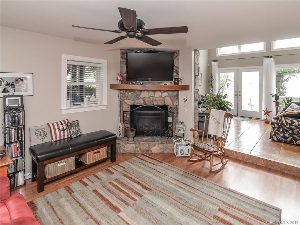 127 Surfside Road Mooresville, NC 28117 - Photo 9 of 27 Gallery Image 9