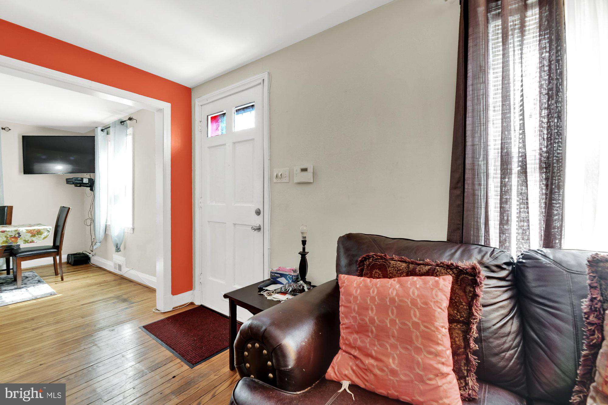 4218 Colonial Road Baltimore, MD 21208 - Photo 3 of 29 Gallery Image 3