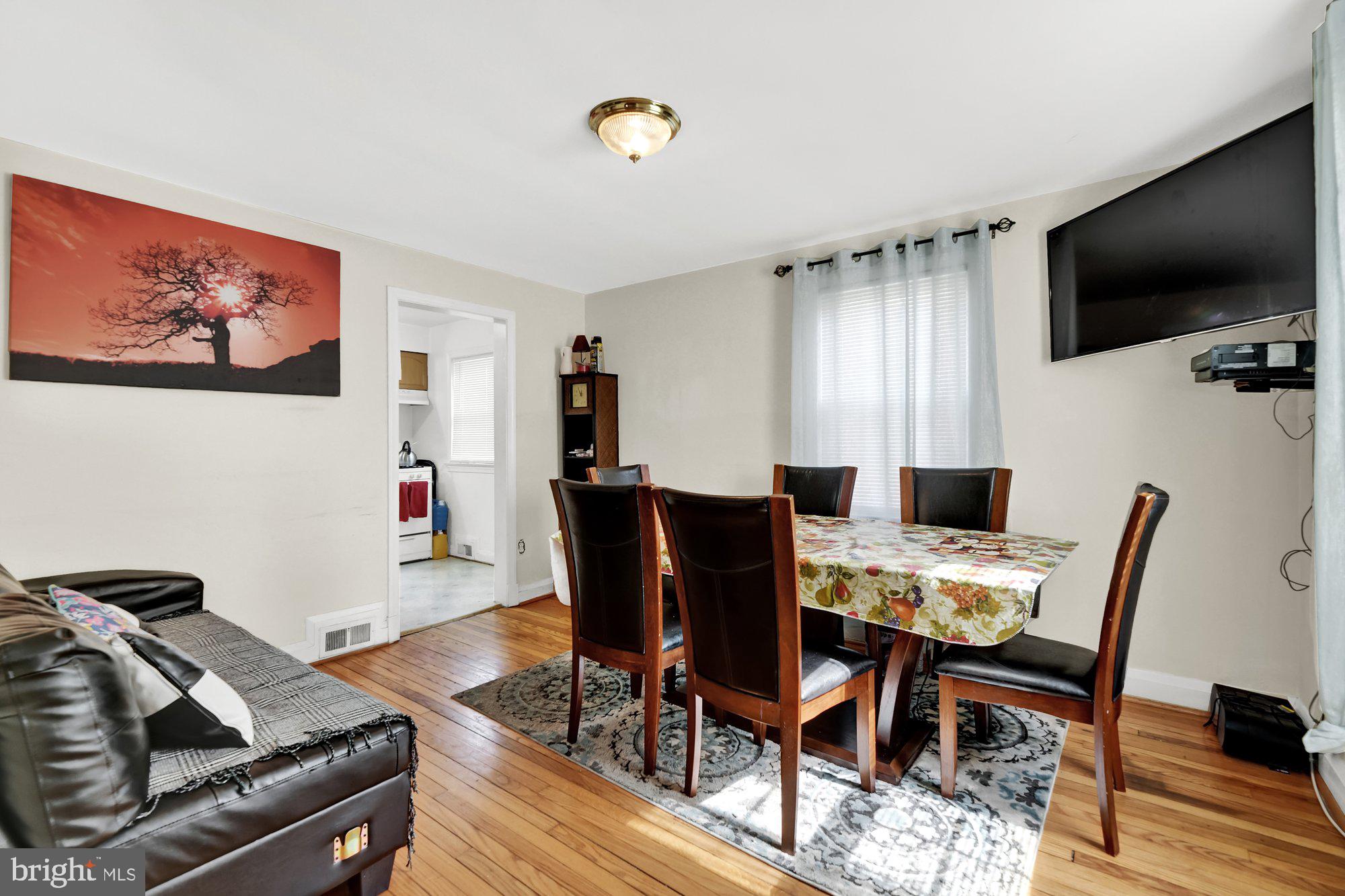 4218 Colonial Road Baltimore, MD 21208 - Photo 7 of 29 Gallery Image 7