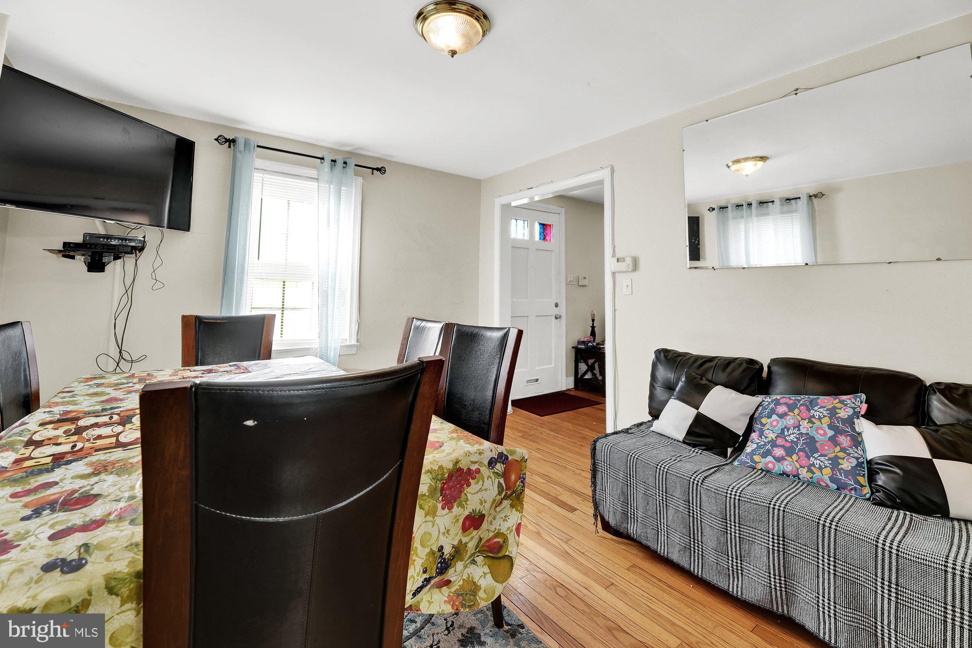 4218 Colonial Road Baltimore, MD 21208 - Photo 8 of 29 Gallery Image 8