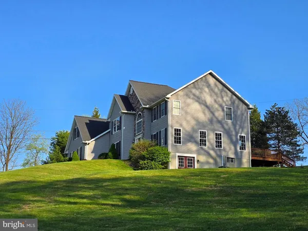 $675,000 | 861 Dunkels Church Road, Kutztown, PA 19530