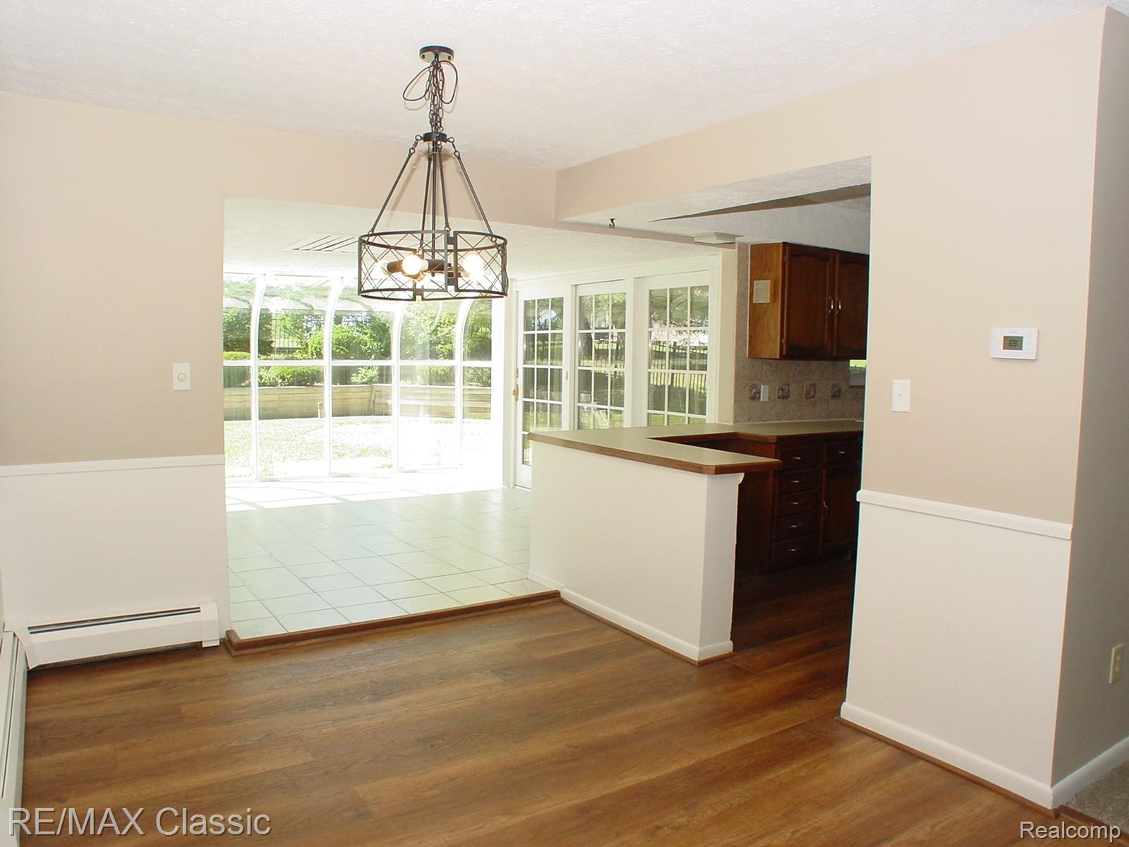 47605 Powell Road Plymouth, MI 48170 - Photo 9 of 25 DSC02459.JPG
