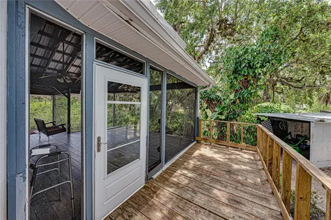 $325,000 | 975 Caloosa Estates Drive, LaBelle, FL 33935