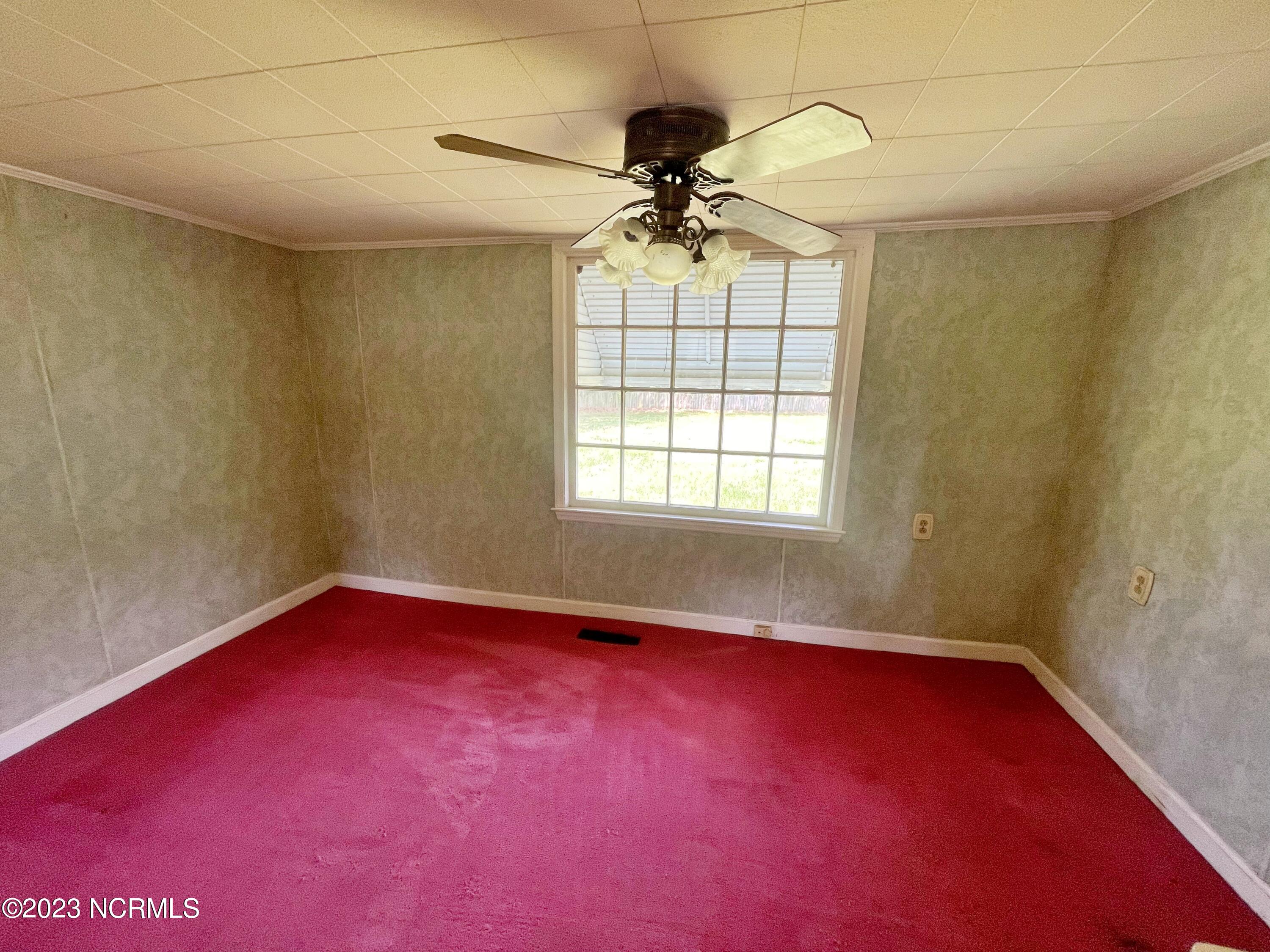 925 Willis Neck Road Vanceboro, NC 28586 - Photo 15 of 27 DINING