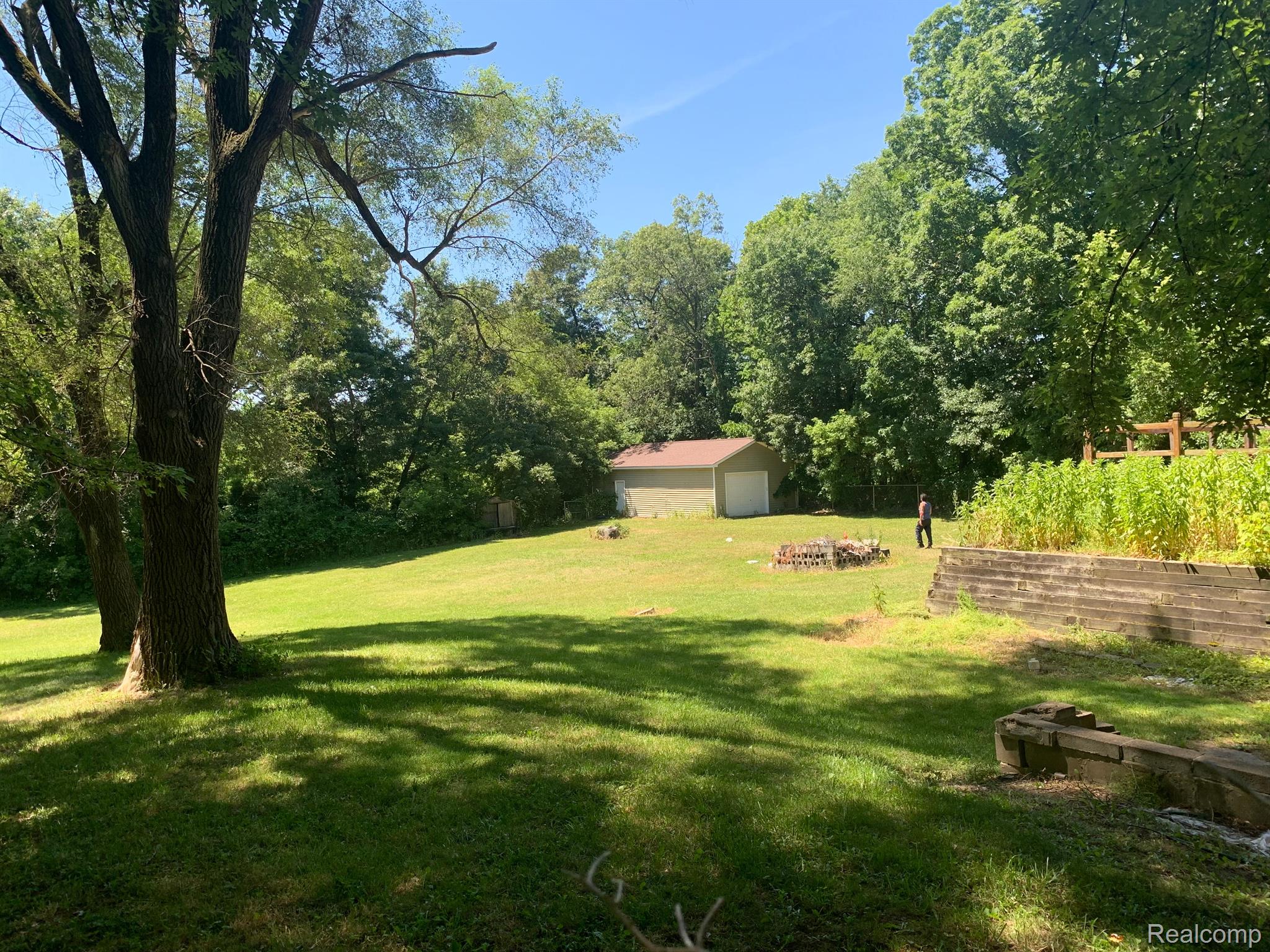 301 North Baldwin Road Oxford, MI 48371 - Photo 12 of 33