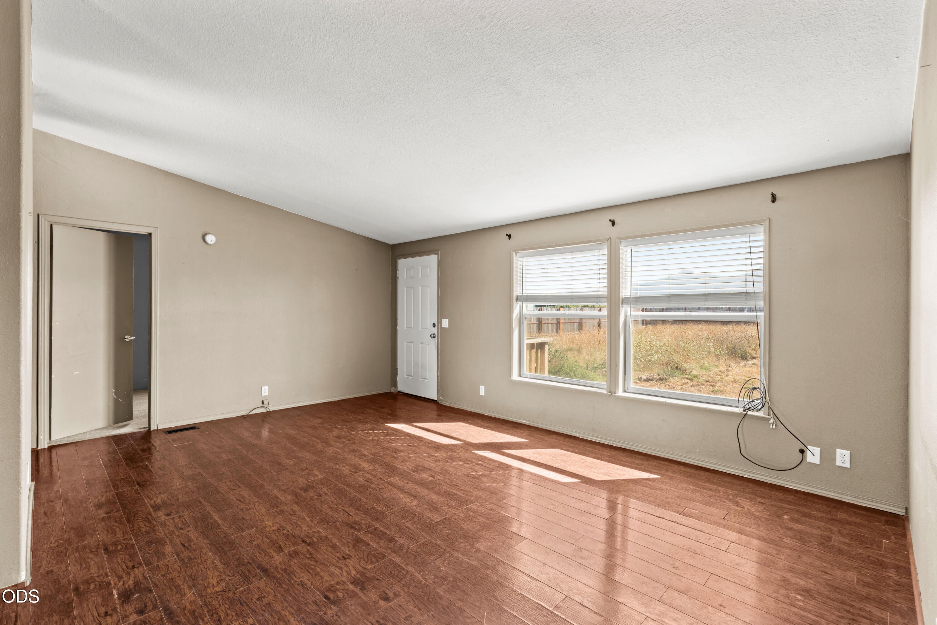 92372 Powerline Road Eugene, OR 97408 - Photo 13 of 26 Gallery Image 13