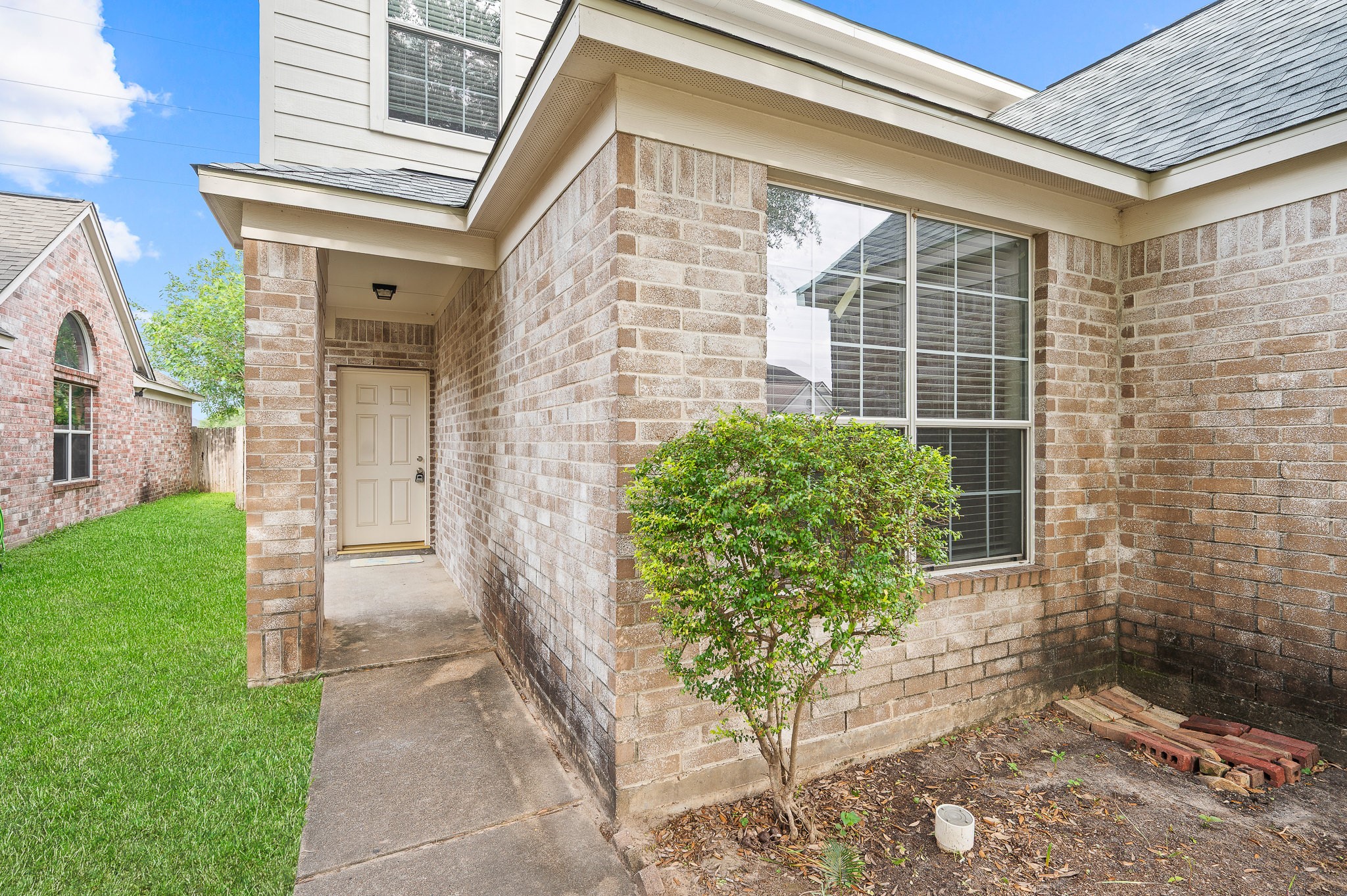 2923 Ridge Scene Way Houston, TX 77084 - Photo 4 of 37