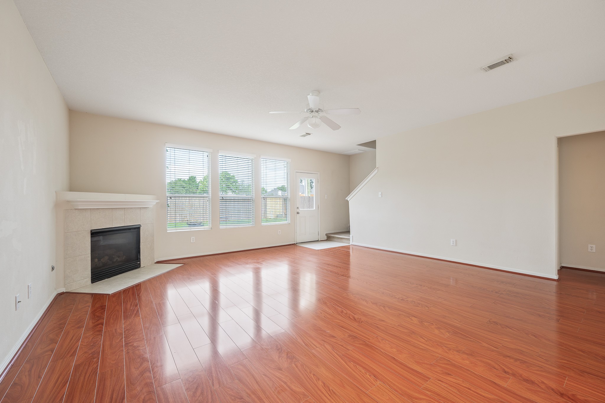 2923 Ridge Scene Way Houston, TX 77084 - Photo 5 of 37