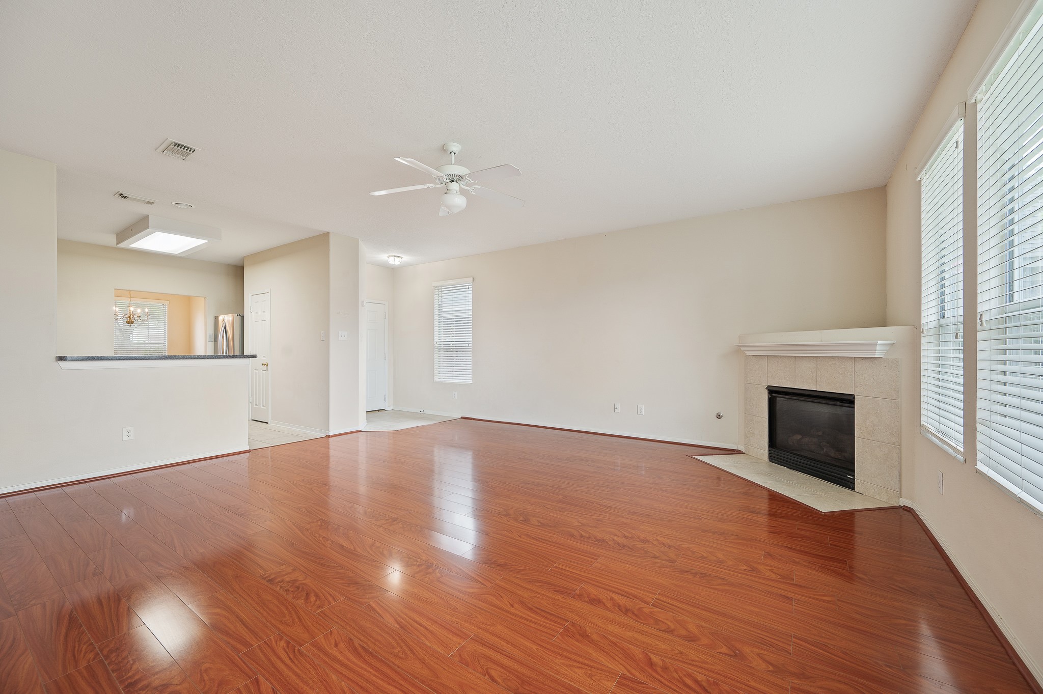 2923 Ridge Scene Way Houston, TX 77084 - Photo 7 of 37