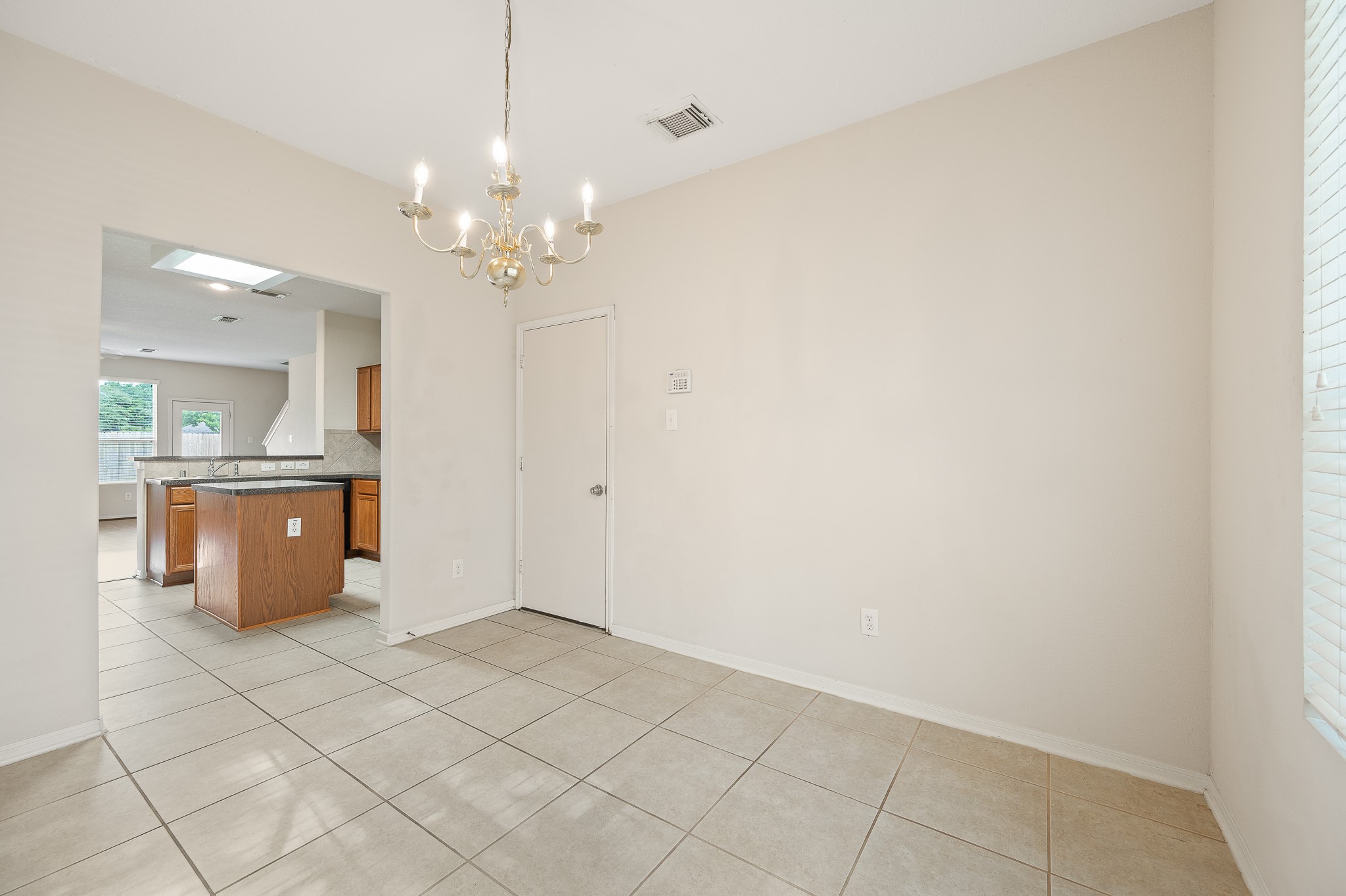 2923 Ridge Scene Way Houston, TX 77084 - Photo 10 of 37