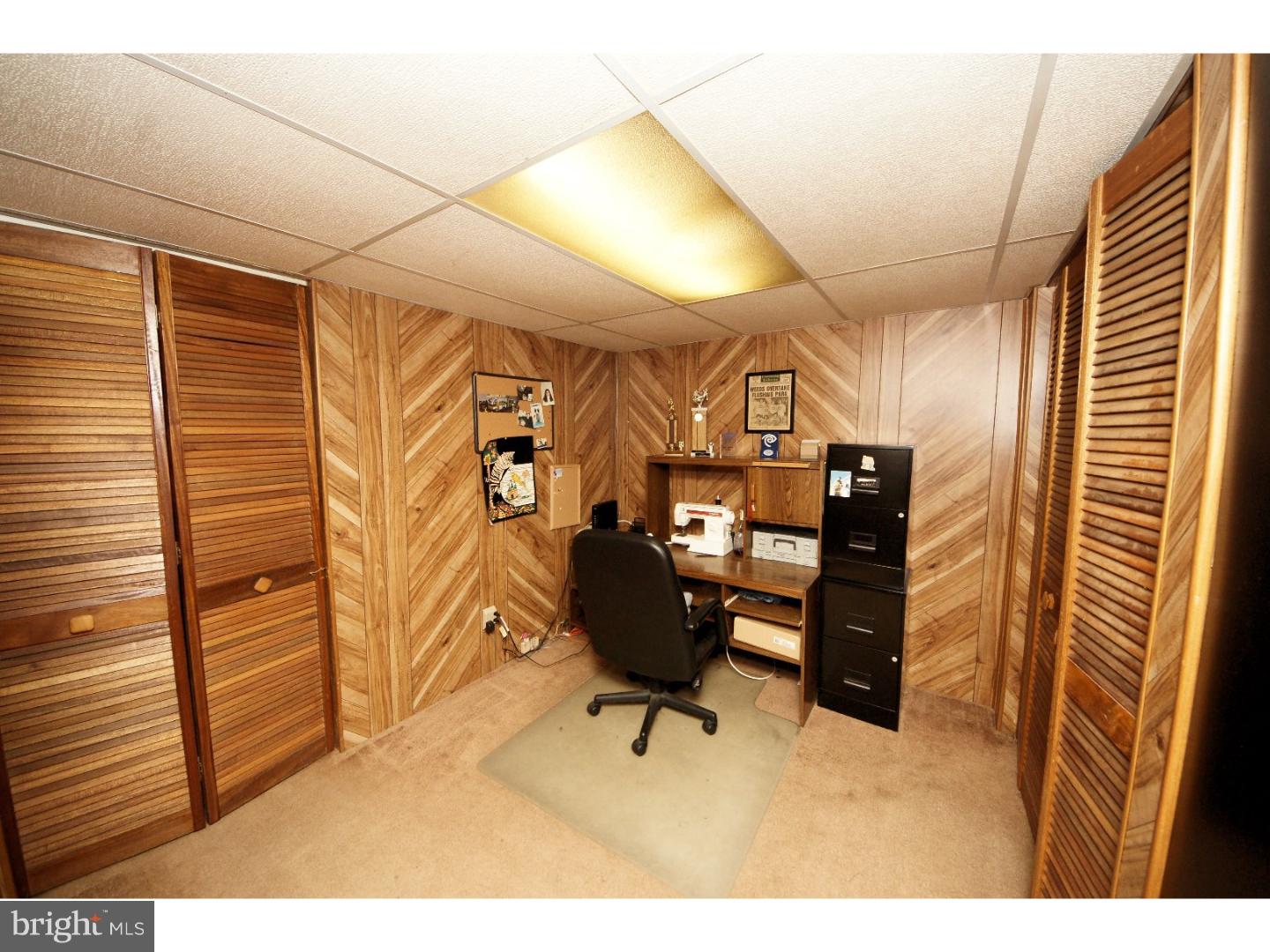 885 Jamestown Road East Windsor, NJ 08520 - Photo 22 of 25 a view of a livingroom with chairs