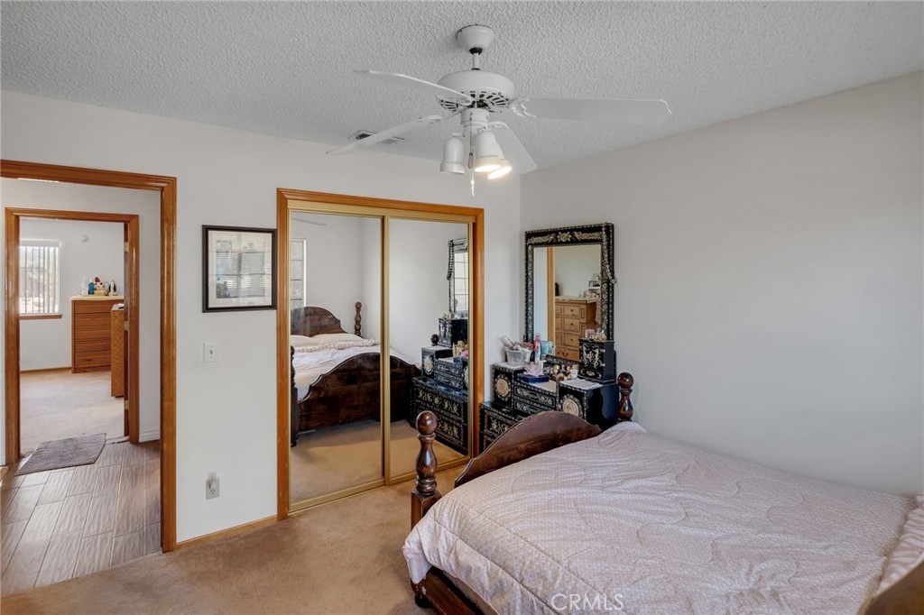 22117 Cholena Road Apple Valley, CA 92307 - Photo 23 of 33