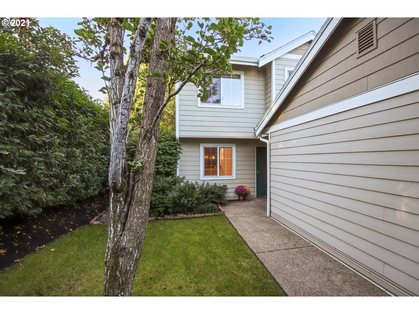 14357 Southwest Barrows Road Beaverton, OR 97007 - Photo 2 of 27 Gallery Image 2